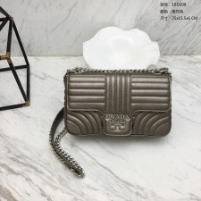 black frame 공장 프라다 다이아그램 미디움 숄더백 1BD108 2컬러