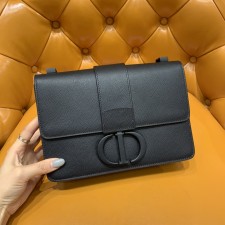 OC공장 디올 30 Montaigne 몽테인 CD 무광 크로스백 블랙 24cm 2컬러