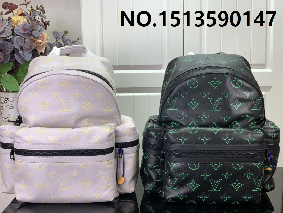 [88factory] 루이비통 백팩 M21826 M21824 38*25*40cm 2컬러