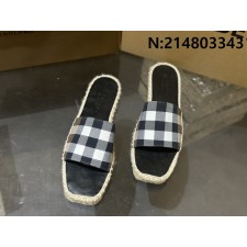 [152] 버버리 린넨 체크 슬리퍼 (여성용)