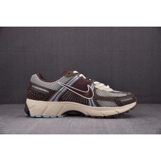 나이키 줌 보메로5 NK Air Zoom Vomero 5 LT아이언
