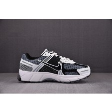 나이키 줌 보메로5 NK Air Zoom Vomero 5 SE SP