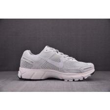 나이키 줌 보메로5 NK Air Zoom Vomero 5 Vast Grey