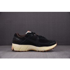 나이키 줌 보메로5 NK Air Zoom Vomero 5“Black Sesame”