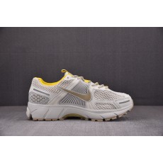 나이키 줌 보메로5 라이트 본NK Air Zoom Vomero 5 Light bone