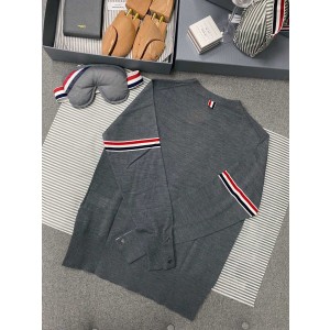 (TURBO공장) 톰브라운 울 V 칼라 니트 가디건(2color)