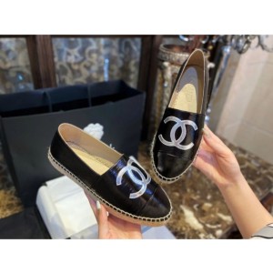 (HappyShoese공장) C.주름 레더 은색 CC 로고 플랫 에스파드리유 블랙