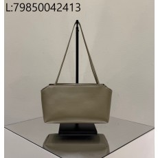 [켄달공장] 더 로우 테라스 투 고 백 올리브 그린 21*10.5*12.5cm