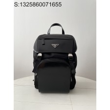 블랙프레임공장 프라다 리나일론 및 사피아노 가죽 백팩 블랙 2VZ135 45*27*17cm