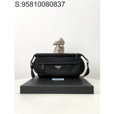 블랙프레임공장 프라다 리나일론 및 사피아노 가죽 바이커 백 2VH994 27*15.5*14cm 블랙