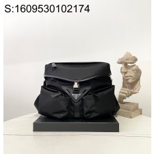 블랙프레임공장 프라다 리나일론 및 가죽 숄더백 2VD062 29*23*15cm