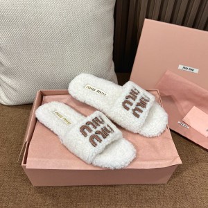(IU공장) 미우미우 퍼 슬리퍼