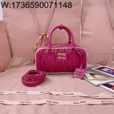 [JHL] 미우미우 아르카디 마테라쎄 나파 레더 백 자홍색 화이트 5BB142 22*10.5*7.5cm