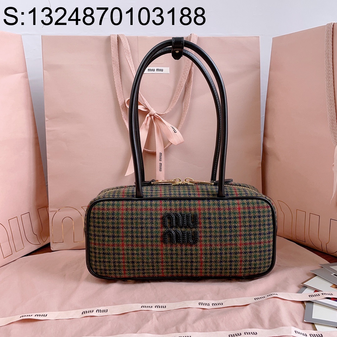 [JHL] 미우미우 캔버스 앤 레더 보 백 하운드투스 블랙 28*12*9cm 5BB147