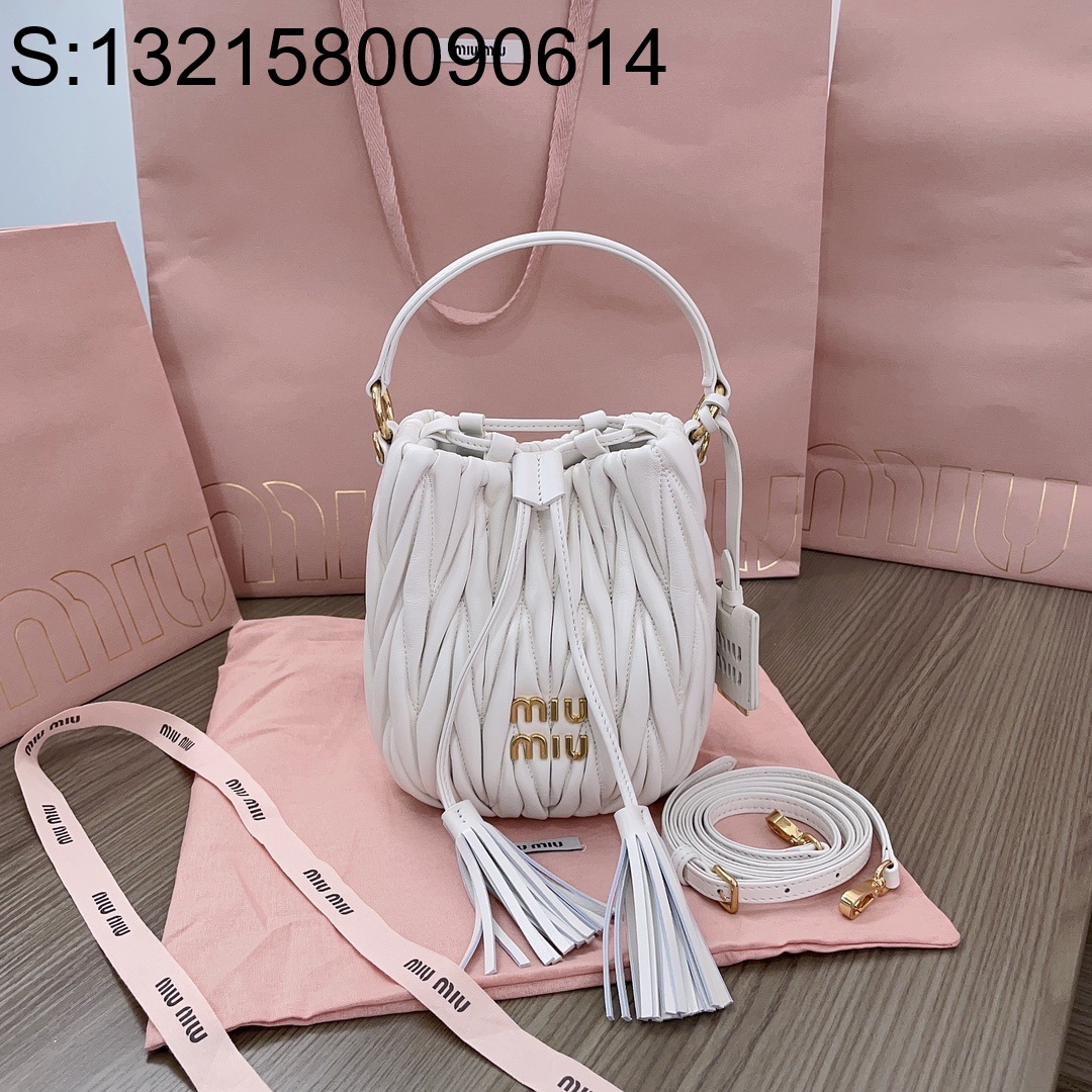 [JHL] 미우미우 마테라쎄 나파 버킷백 5BE085 화이트 17*15*10cm