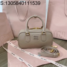 [JHL] 미우미우 아르카디 가죽 백 5BB142 22*10.5*7.5cm 스톤