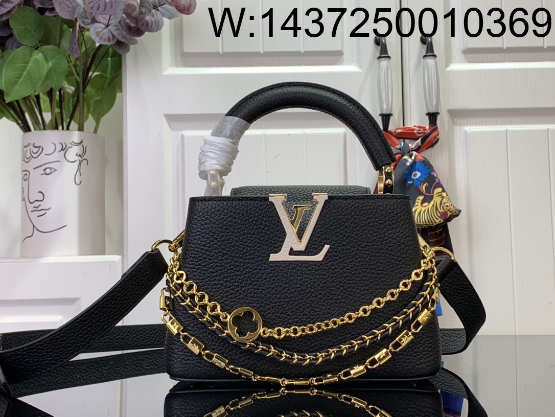[88factory] 루이비통 카퓌신 미니 21*13.6*8cm M12345 블랙