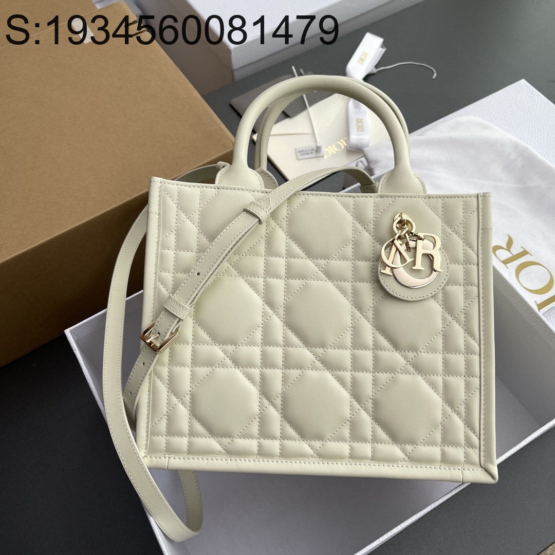[JHL]디올 스몰 디올 북 토트 매크로까나쥬 26.5*21*14cm 화이트