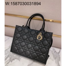 [엔젤] 디올 미디엄 디올 북 토트 매크로까나쥬 36.5*28*16.5cm 블랙