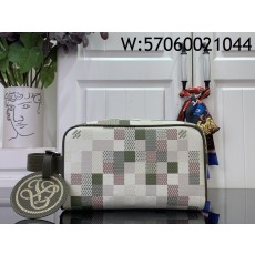 [88factory] 루이비통 락커 돕키트 13*12*23cm N00151 화이트