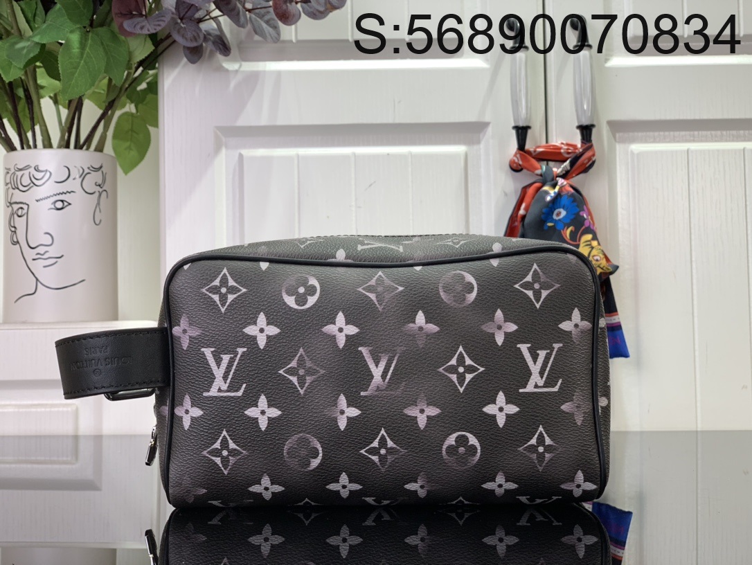 [88factory] 루이비통 락커 돕키트 M11765 23*13*12cm 블랙