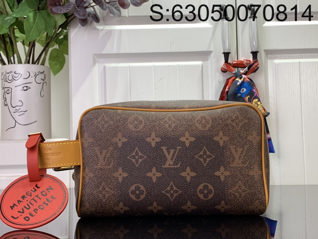 [88factory] 루이비통 락커 돕키트 M11765 23*13*12cm 브라운