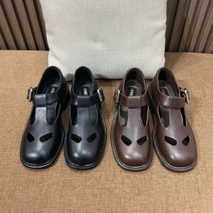 (IU공장) 미우미우 T 버클 스트랩 로퍼(2color)