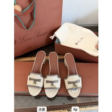 [DXJ] 로로피아나 썸머 참 워크 슬리퍼 샌들 6.5cm