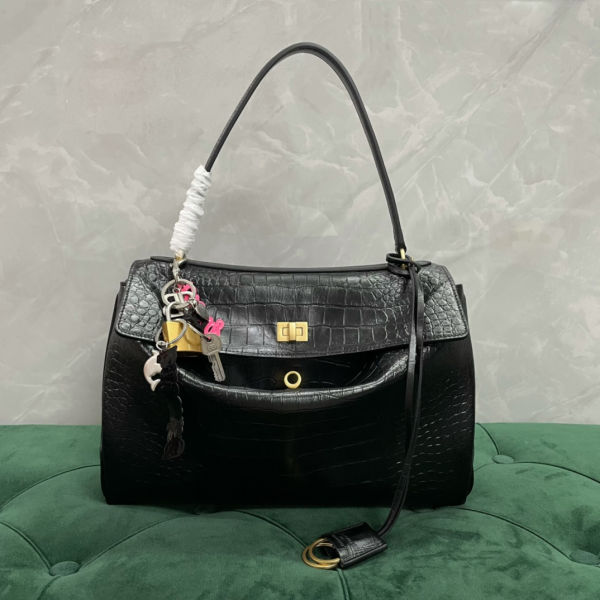 a4e64c40b8e0eeea03553709054174b0_1761370197_2852.jpg