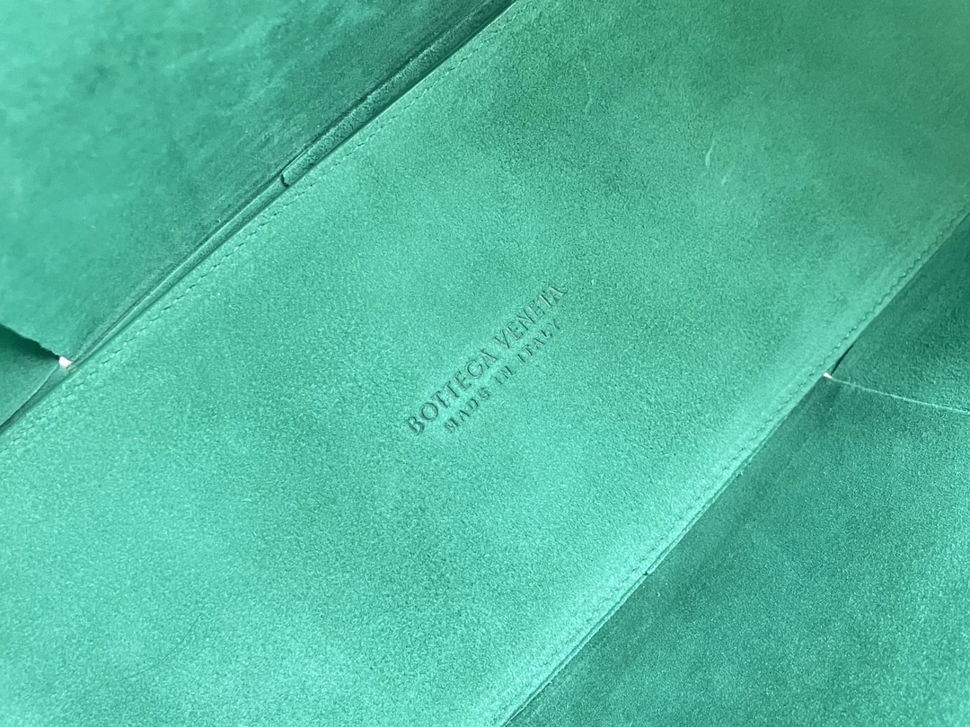 a0b947f696c38.jpg