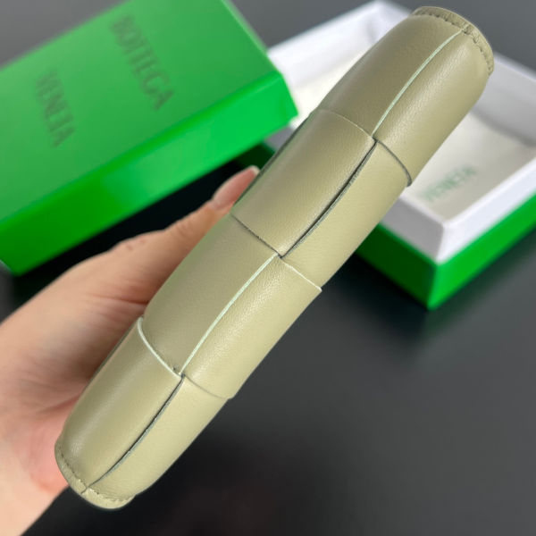 e7cfe170202fe0071b42a44b71e731d2_1761267053_7179.jpg