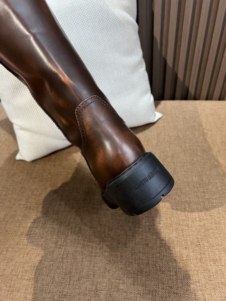 7f37a5fffff2f1ca3dd7fe0b886c6c6a_1761547710_2135.jpg